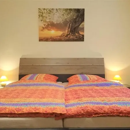 Gemuetliche Am Huelfensberg Und Dem Gruenen Band Apartamento *